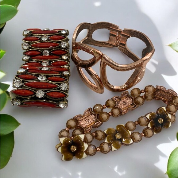 Bracelets - Picture 2 of 2